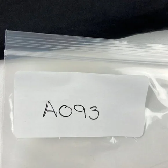 Olivaceous black cropped top with shoulder ties - Picture 7 of 7